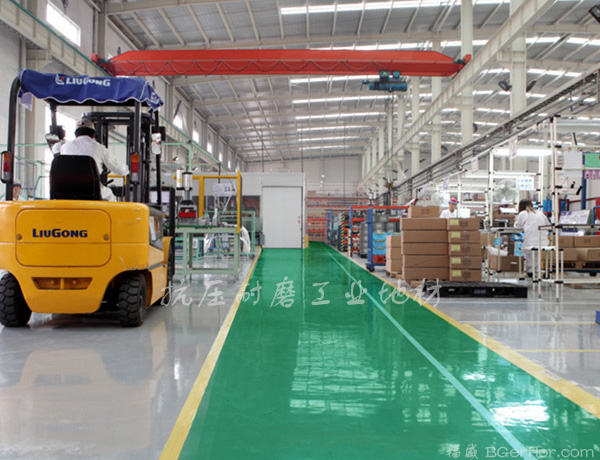工厂地板用什么可走叉车 能过叉车的地板方案 走叉车工业地板