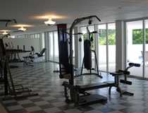 健身房力量区地面地板材料 健身房用片材塑胶地板