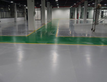 工厂车间地坪翻新改造方案 抗压耐磨工业地板铺装材料 工业地坪地板卷材铺装